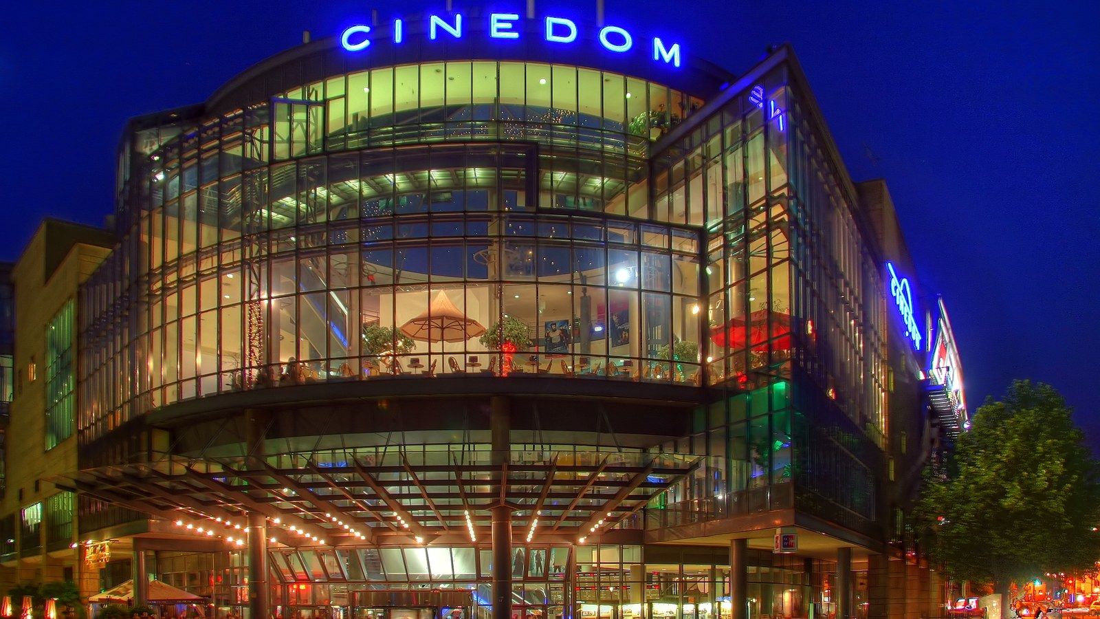 Cinedom, photo 1 of 2